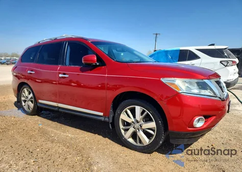 2014 Nissan Pathfinder z USA, uszkodzony, nr VIN 5N1AR2MNXEC712321